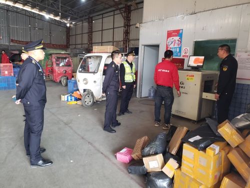 英德市交通运输局开展寄递物流企业执法检查，强化城市配送运输服务监管